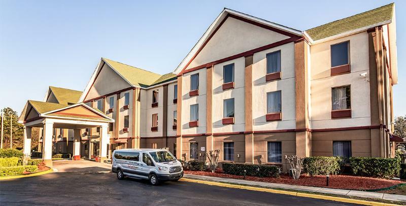 Red Roof Plus+ & Suites Atlanta Airport South Экстерьер фото